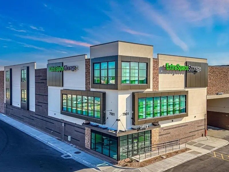 Crimson Canyon self storage facility in Glendale, Arizona, branded and operated as Extra Space Storage